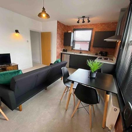 1 Bed Flat With Parking Near Town Centre Διαμέρισμα Emsworth Εξωτερικό φωτογραφία