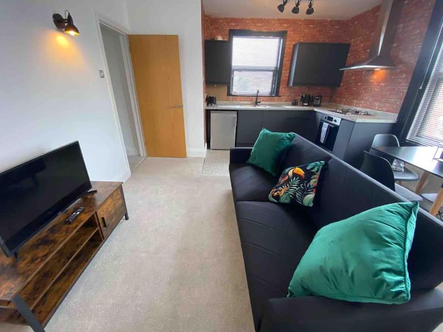 1 Bed Flat With Parking Near Town Centre Διαμέρισμα Emsworth Εξωτερικό φωτογραφία
